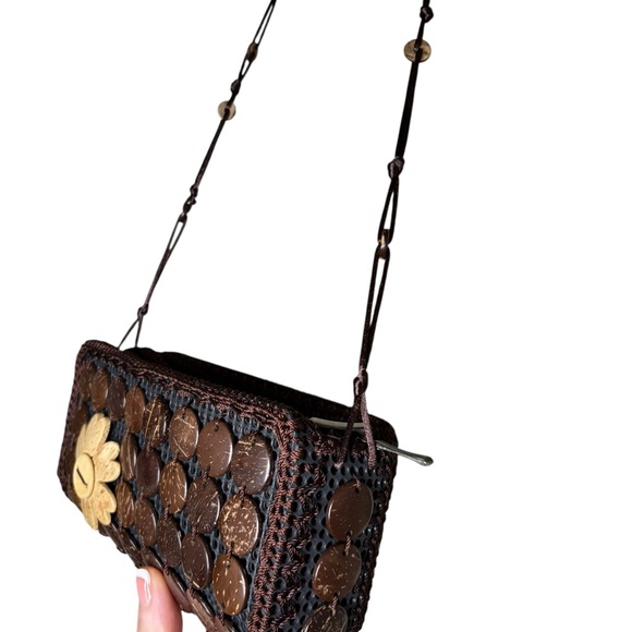 Vintage Coconut Shell Crossbody Bag Boho Island Handmade Purse - Picture 9 of 9